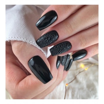 Гел лак 300 Perfect Black Semilac