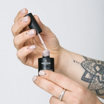 Гел лак 3105 Porcelain Majida