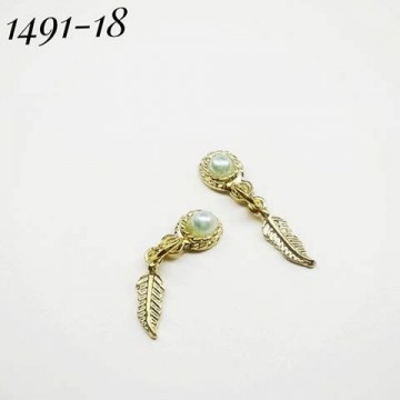 Бижу за нокти 18