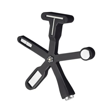 Магнит котешко око 6 в 1 черен